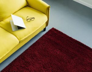 Como quitar las marcas de muebles en las alfombras