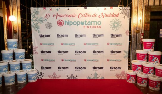 Pinturas Hipopótamo celebra un año de crecimiento con su tradicional gala de Navidad
