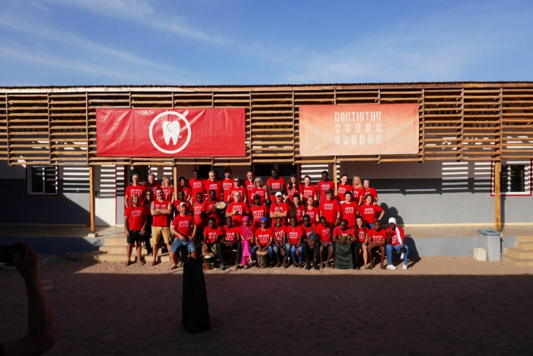 La óptica de DSR, Ruta de la Luz y ZEISS Vision España ya es el referente de la salud visual en Missirah (Senegal)
