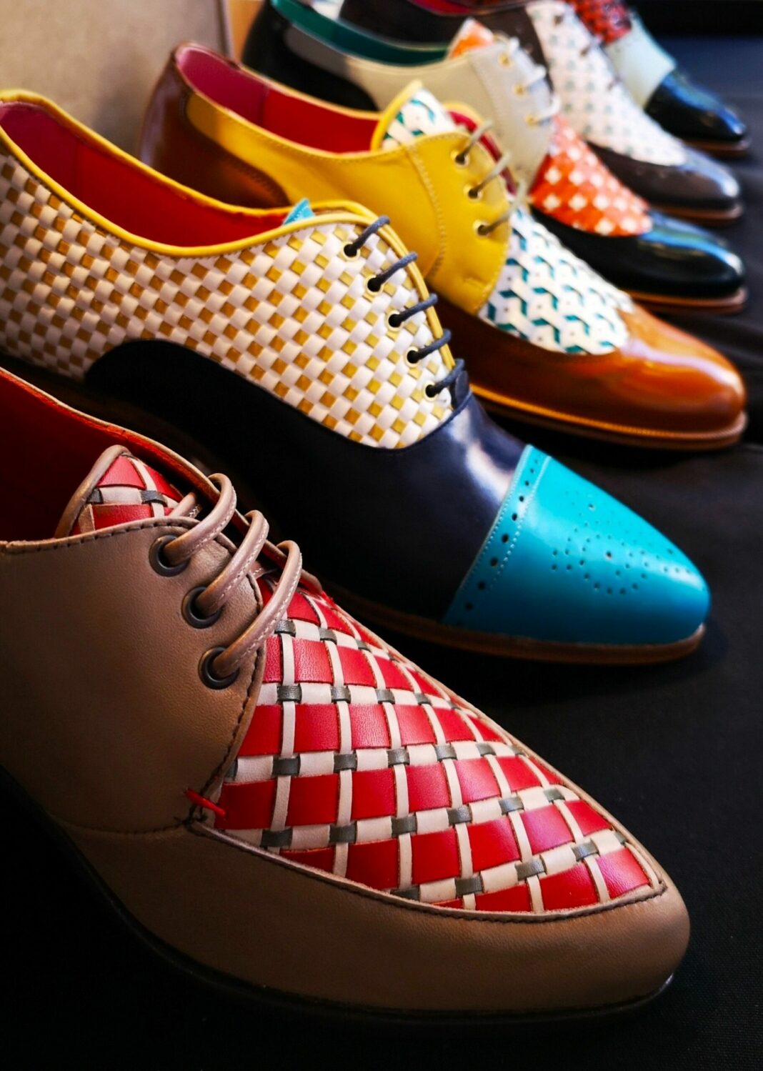 EIGHT & ARGÔT muestra su calzado con personalidad y de creación artesanal en su nueva web gracias al Kit Digital