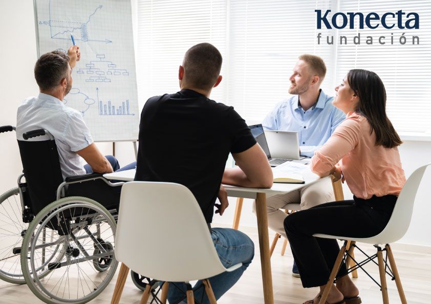 Konecta promueve la contratación de personas en situación de vulnerabilidad fomentando la inclusión y la cero discriminación