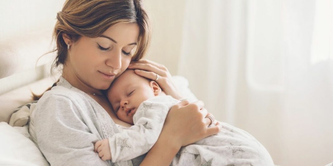 Oihana Iridoy, matrona de Policlínica Gipuzkoa, explica las ventajas del Plan de Parto