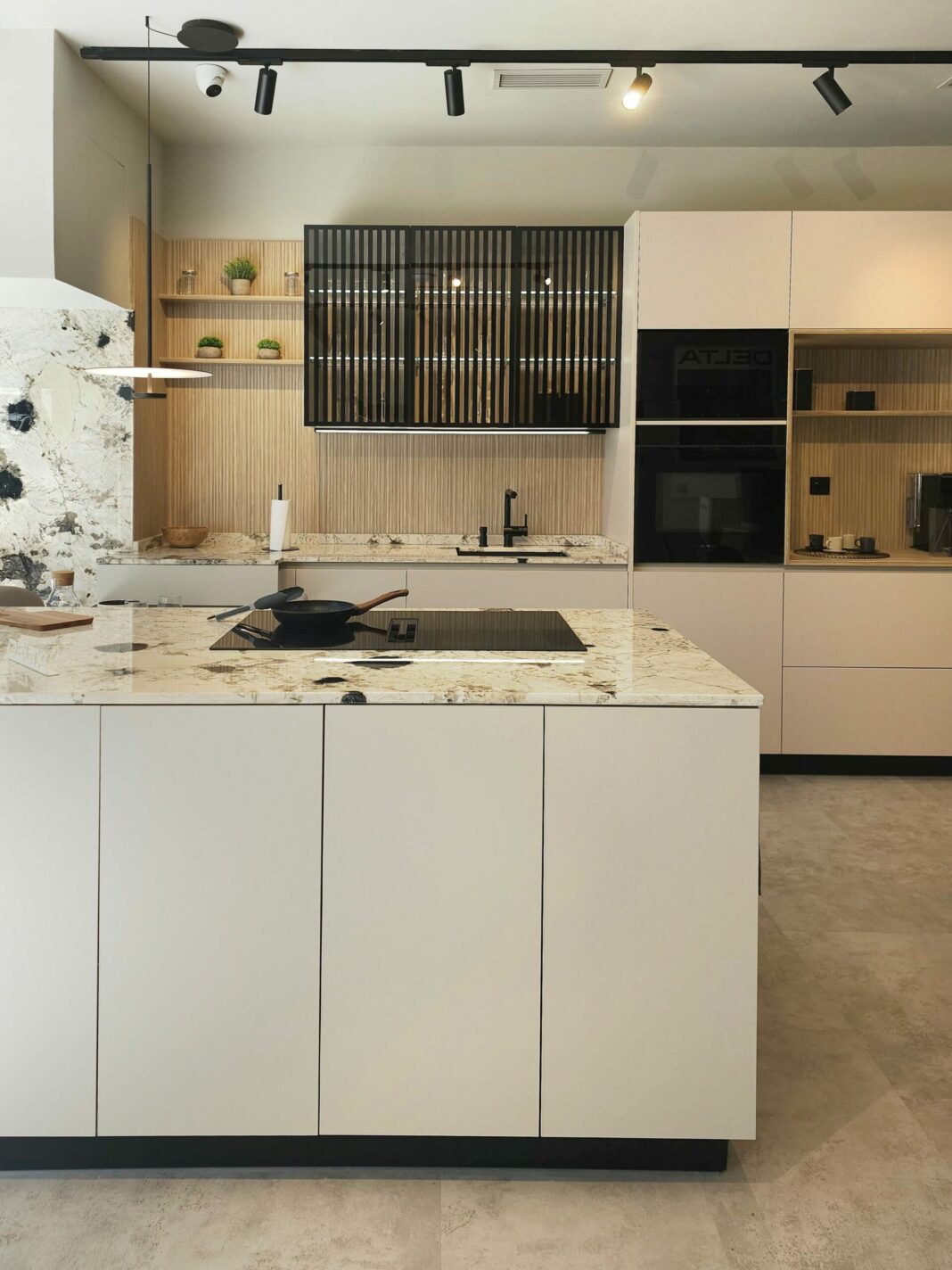 Delta Estudio Nuevos Ministerios abre sus puertas de la mano de 180 Grados Cocinas