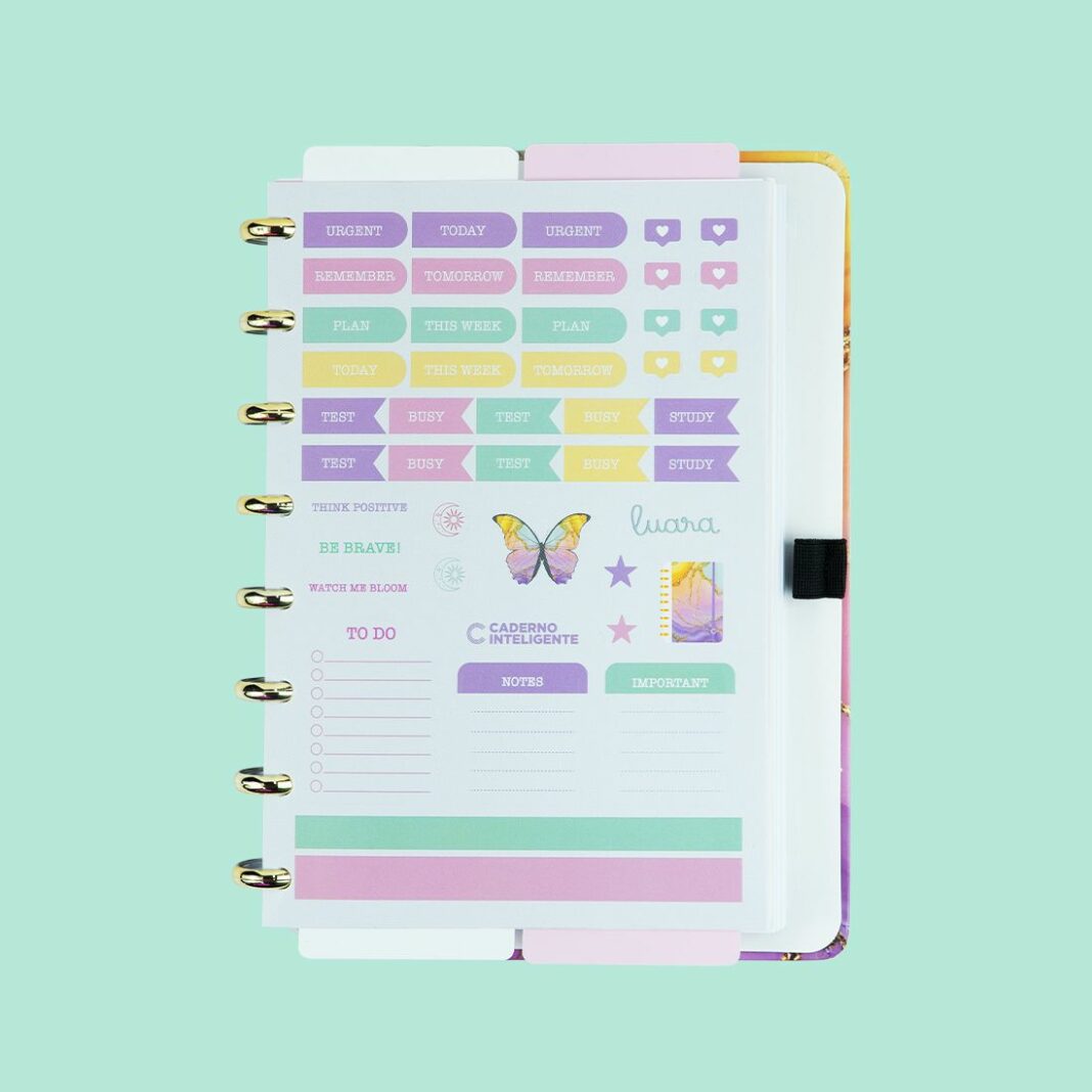Aurora by Luara, el Cuaderno Inteligente que transporta al mundo de las princesas