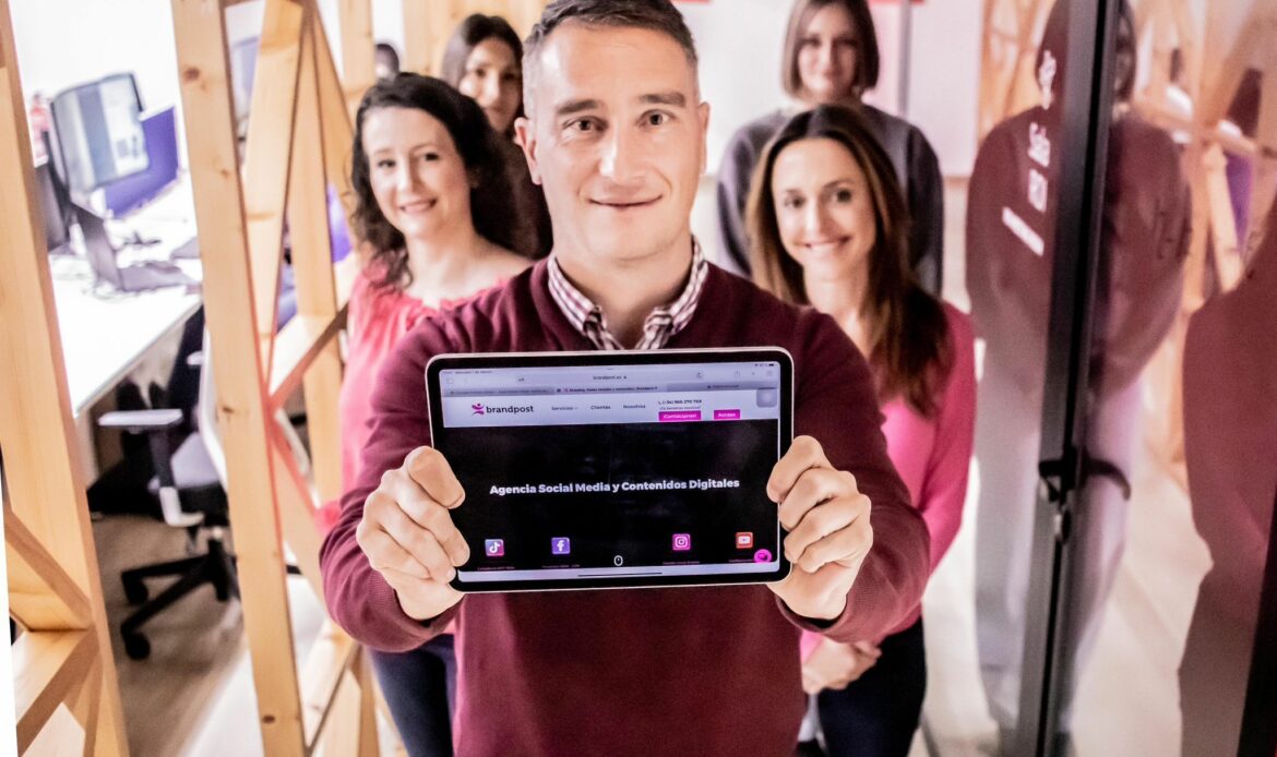 Brandpost lanza «Conexión Cliente 360», innovando el marketing digital en Alicante