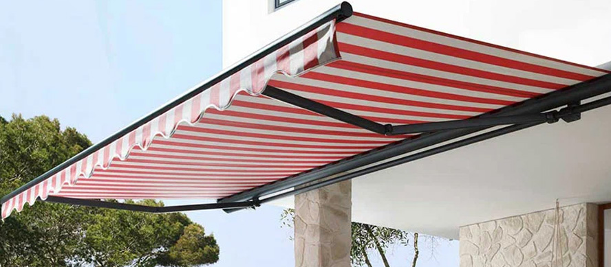 Cómo elegir el mejor toldo para tu terraza o balcón