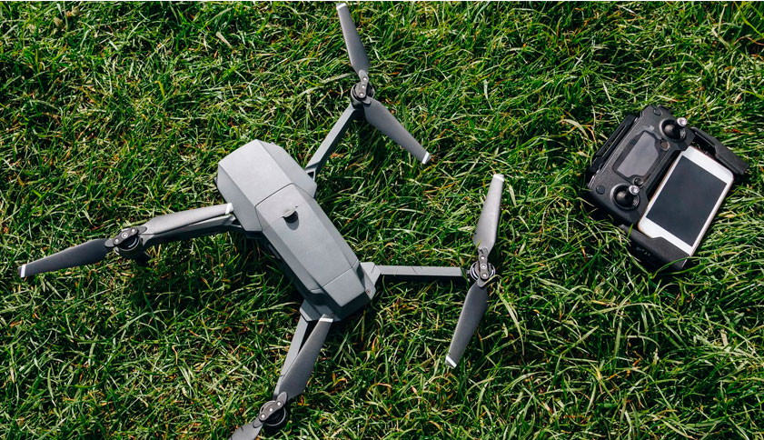 Sabías que: necesitas de unos permisos especiales para volar drones