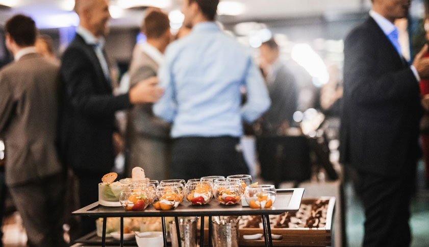 Convenciones empresariales en Vegadeo: eficiencia, entorno y organización